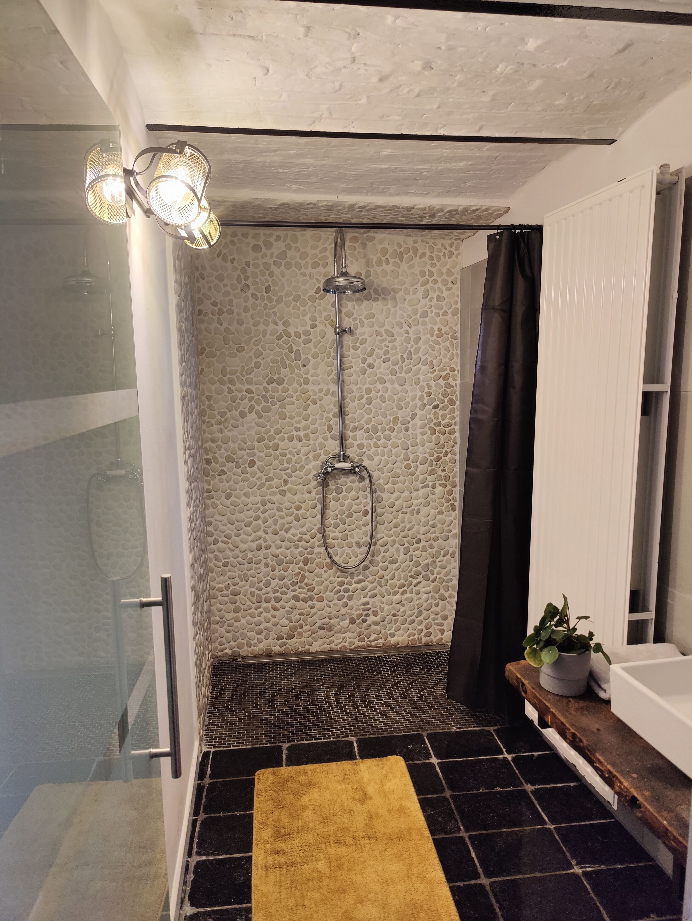 Hus - 1 soveværelse | Badeværelse | Badekar, dybe badekar, gratis toiletartikler, håndklæder