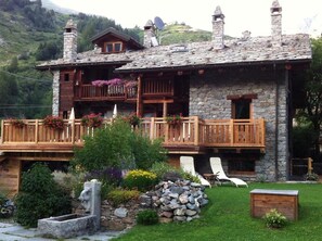 Exterior - Les Trompeurs Chez Odette (Cogne)