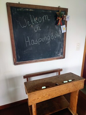 Villa, 4 Bedrooms | Living area | Flat-screen TV, fireplace - De Oude Katsei (Gingelom)