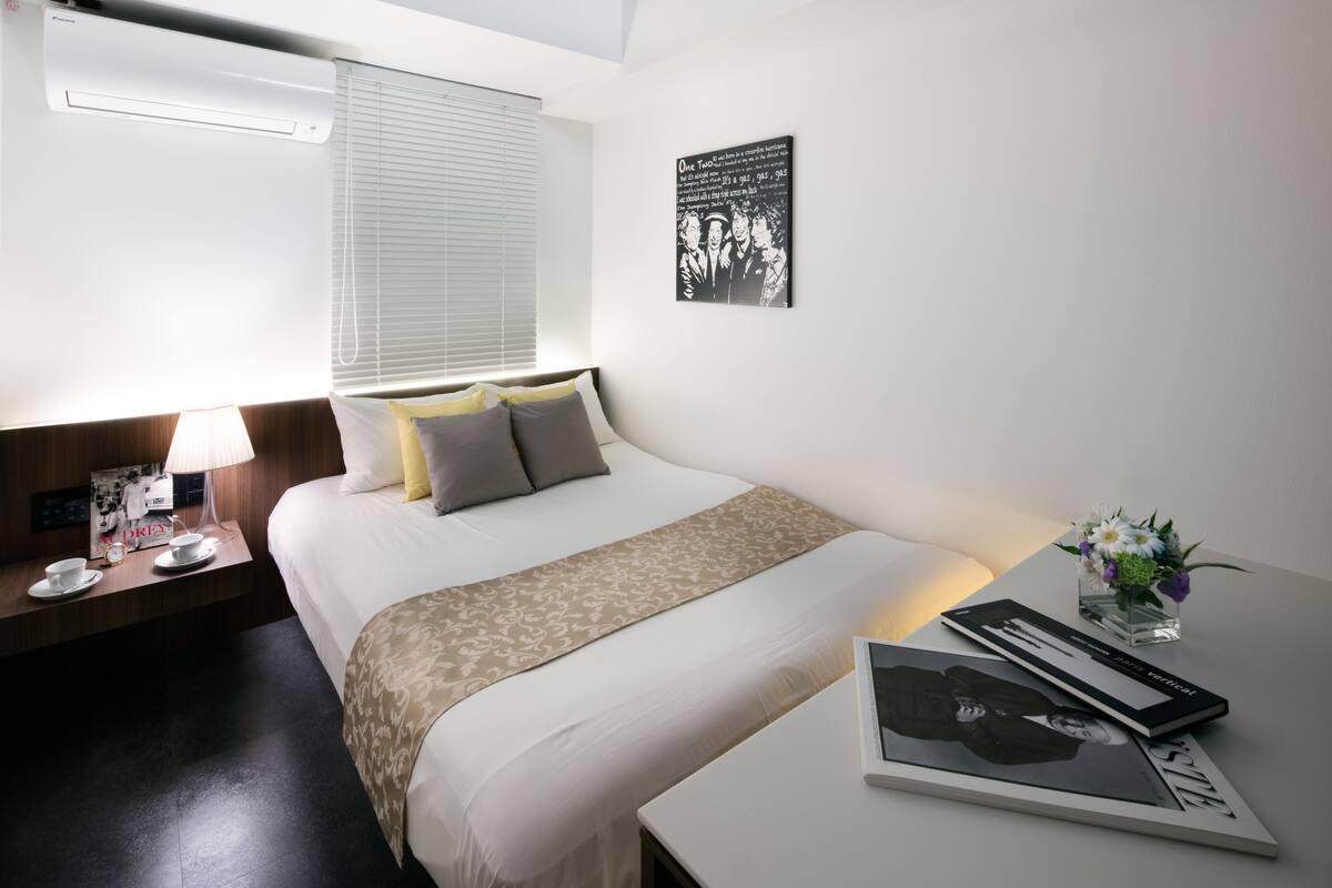 Habitación doble superior, 1 cama matrimonial, para fumadores (Check in after 15:00) | Wifi gratis