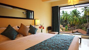 Minibar, rollaway beds, free WiFi, bed sheets