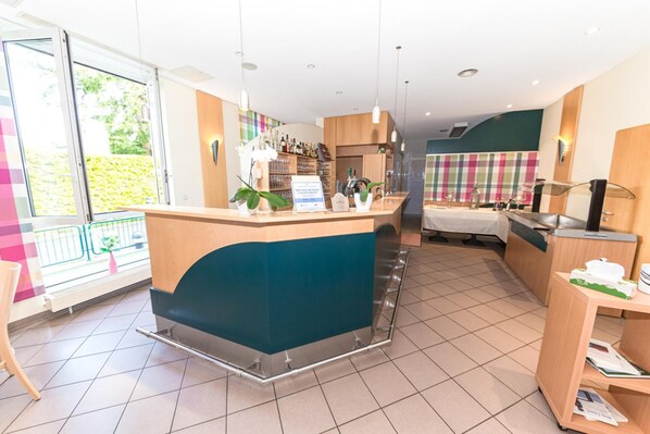 Lobby - AKZENT Parkhotel Trebbin (Trebbin)