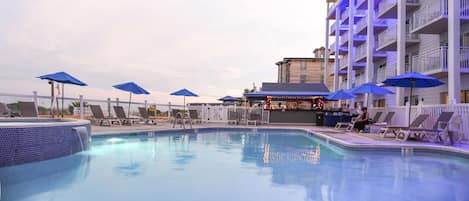 Seasonal outdoor pool, pool umbrellas, sun loungers