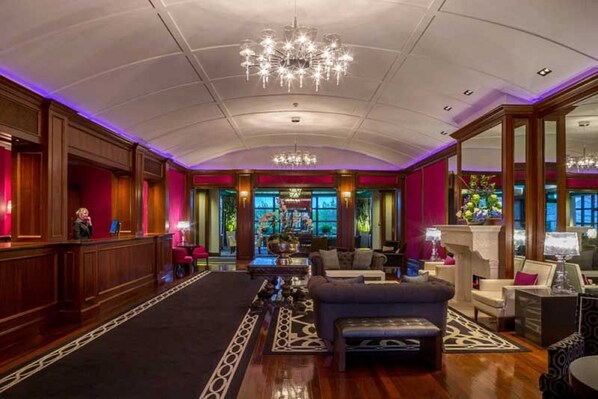 Reception - Castletroy Park Hotel Suites (Limerick)