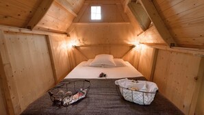 Unclassified image, 3 of 16, button - Rives Nature Campsite (Sixt-sur-Aff)