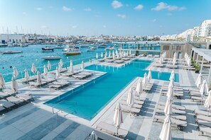 Outdoor pool - Azur Hotel by ST Hotels (Gzira)