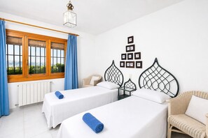 Bedroom with double bed - Laurel 8 pax - Javea, Costa Blanca (Javea)