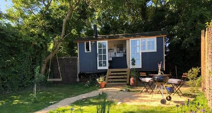 Purbeck Shepherd Huts - Chapmans Pool