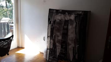 Chambre Simple, salle de bains commune (1. Obergeschoss - Zimmer 11) | 1 chambre, bureau, rideaux occultants, draps fournis