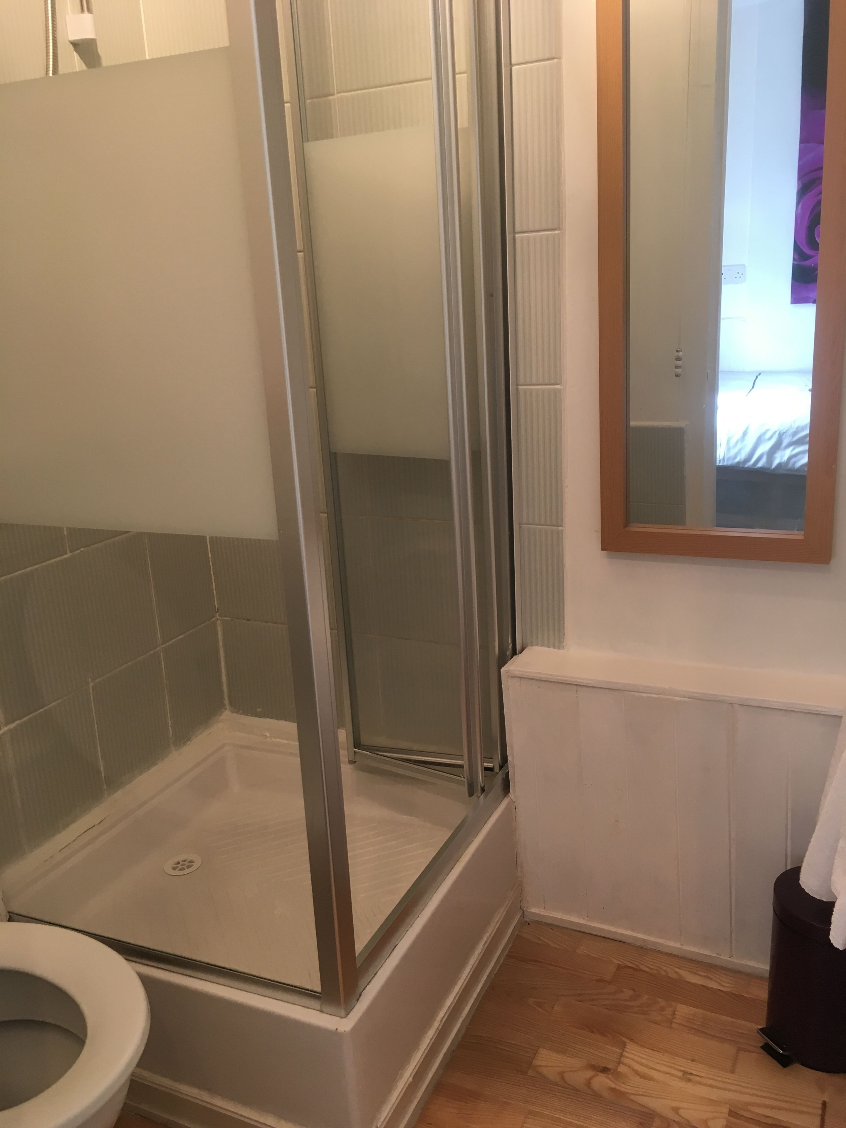 single room, 1 single bed | bathroom | free toiletries, hair dryer, towels
