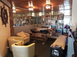 Bar (en la propiedad)