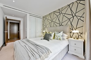 Apartment, 1 Bedroom | 1 bedroom, premium bedding, iron/ironing board, free WiFi - Central Central Central (London)