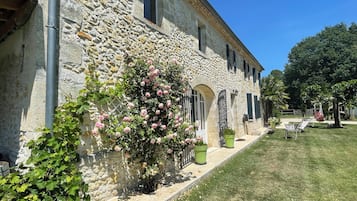 Extérieur