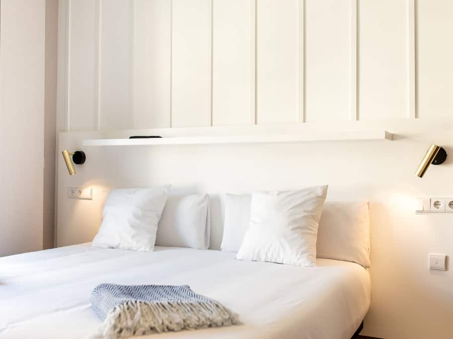 1 soverom, dundyner, safe på rommet og blendingsgardiner