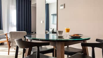 1 bedroom, down duvets, in-room safe, blackout curtains