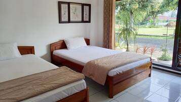 Standard Room | Desk, free WiFi, bed sheets