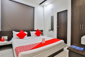Basic Room, 1 Double Bed, Non Smoking - Hotel Kruti (Veraval)