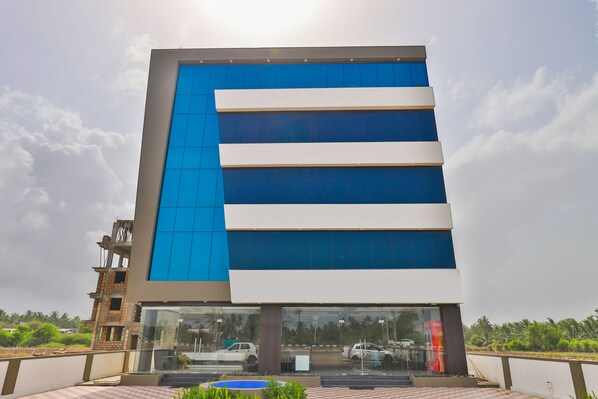 Property entrance - Hotel Kruti (Veraval)