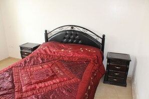 2 habitaciones, tabla de planchar con plancha y wifi gratis 