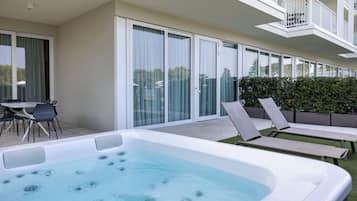Garden Deluxe Room | Vasca idromassaggio privata