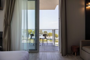 Junior-studiosuite - søudsigt | Terrasse/gårdhave