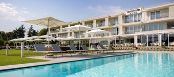Vision Hotel