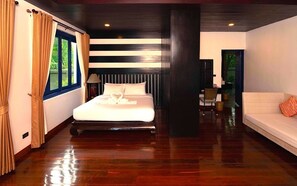 5 Bed Room Private Pool Villa Thai style | Cortinas blackout y wifi gratis 