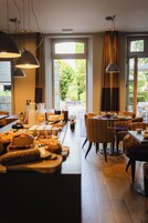 每日供应自助式早餐（需付费）