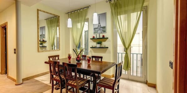 Apartment, 2 Bedrooms | Living area