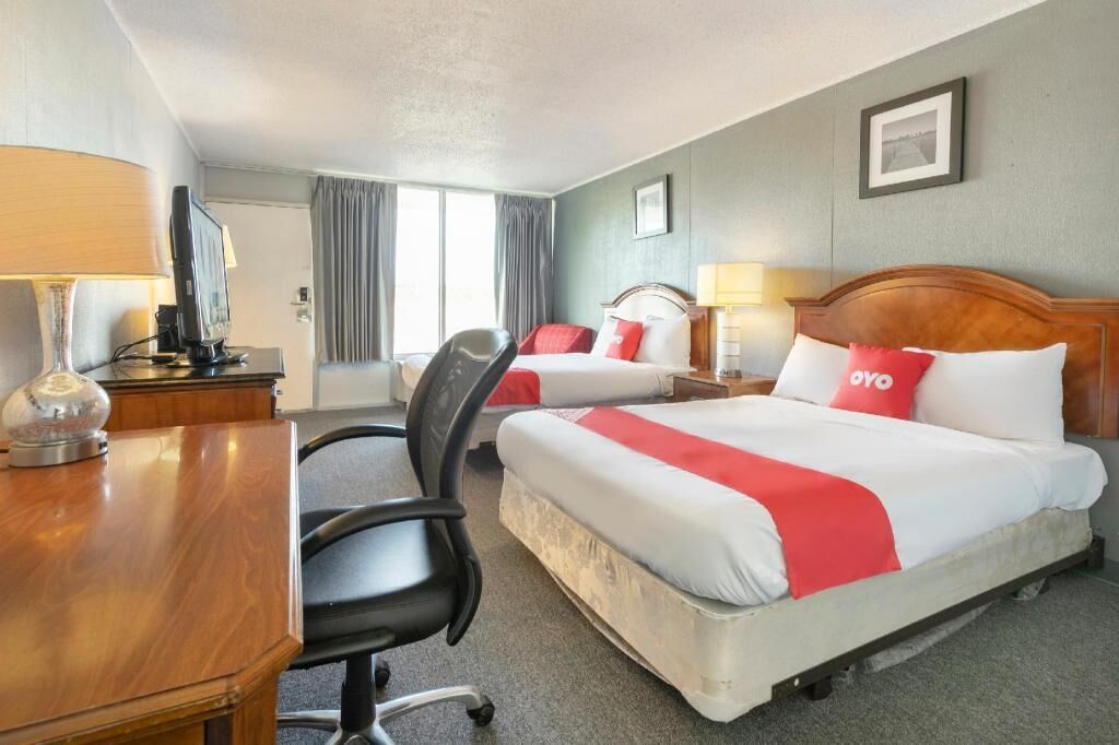 Iron/ironing board, free WiFi