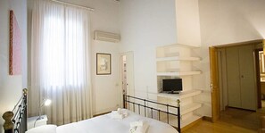 Apartment, 3 Schlafzimmer | 3 Schlafzimmer, Bügeleisen/Bügelbrett, Babybetten, kostenloses WLAN