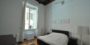 Apartment, 3 Schlafzimmer | 3 Schlafzimmer, Bügeleisen/Bügelbrett, Babybetten, kostenloses WLAN