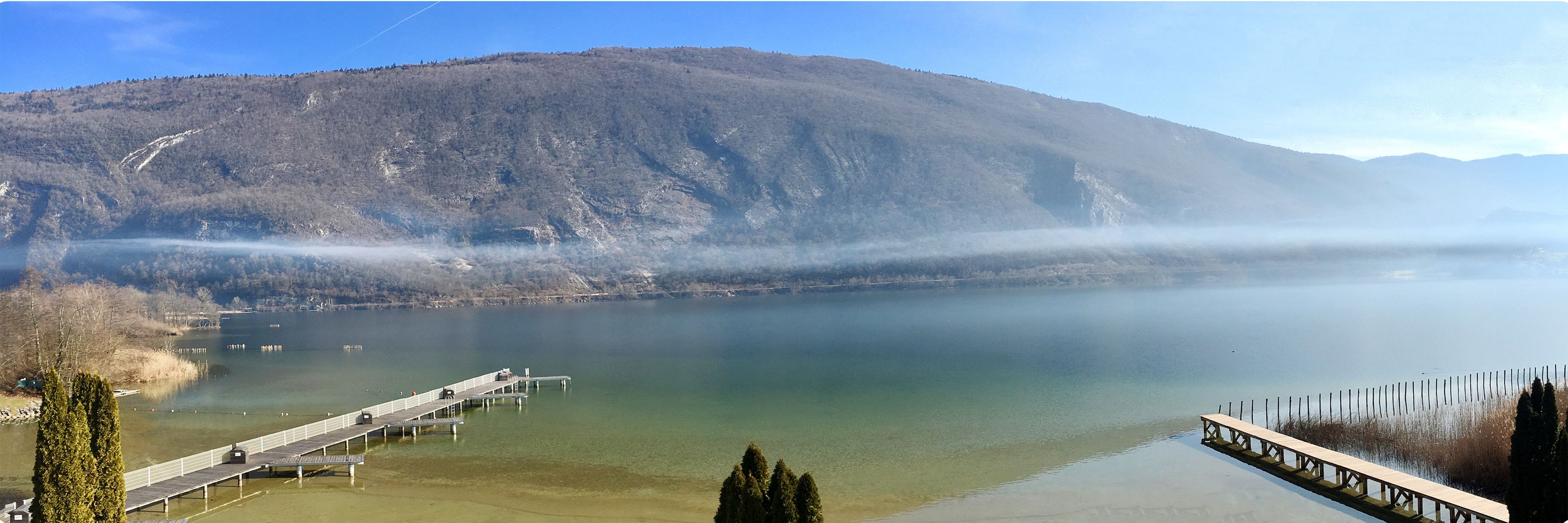 panoramic room | lake view