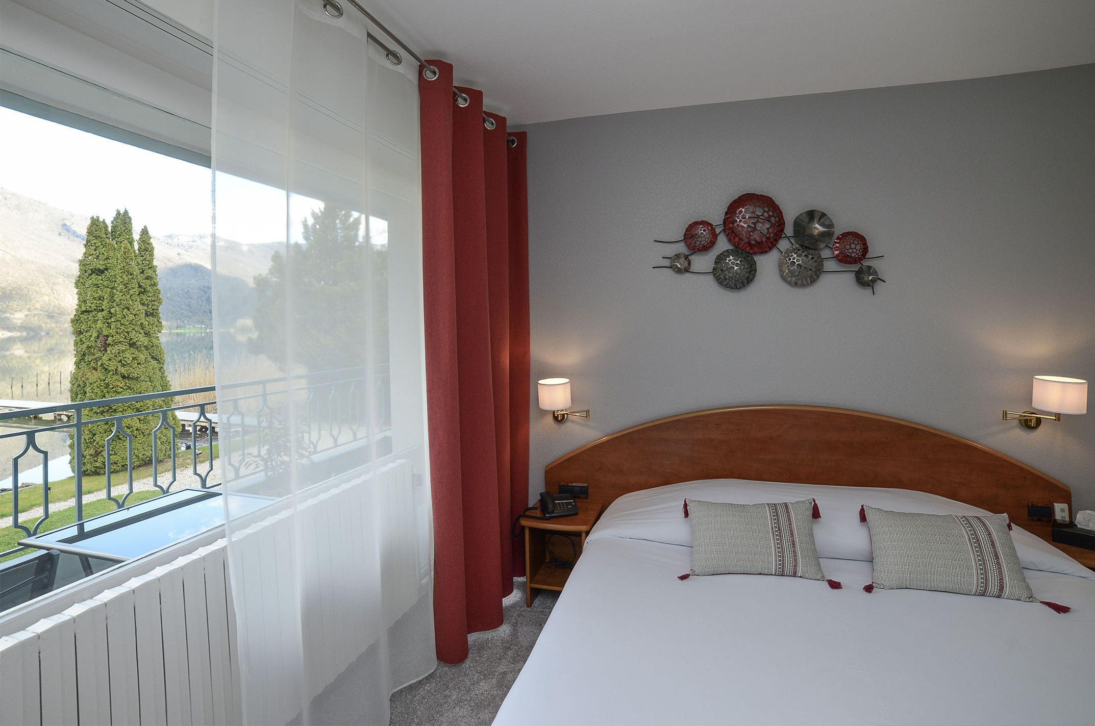 comfort room | 1 bedroom, in-room safe, iron/ironing board, free wifi