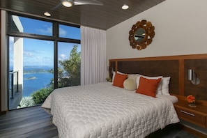 Panoramic Villa, 1 King Bed, Ocean View (Guava)