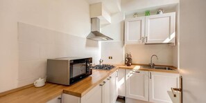 Appartamento, 2 camere da letto | Angolo cottura privato | Frigorifero, microonde, piano cottura, lavastoviglie