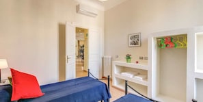 LÀgenhet - 4 sovrum | StrykjÀrn/strykbrÀda, barnsÀngar, gratis wi-fi och sÀngklÀder