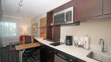 Estudio, 1 cama de matrimonio grande con sofá cama | Cocina privada | Frigorífico grande, microondas, placa de cocina y lavavajillas