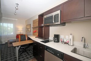 Studio, 1 King Bed with Sofa bed | Private kitchen | Full-size fridge, microwave, stovetop, dishwasher