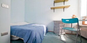 Apartment, 2 Bedrooms, Non Smoking | 2 bedrooms, individually decorated, individually furnished, desk - Testaccio 2 bedroom design (Rome)