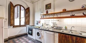 Apartment, 3 Schlafzimmer | Eigene Küche | Großer Kühlschrank, Ofen, Herdplatte, Geschirrspüler