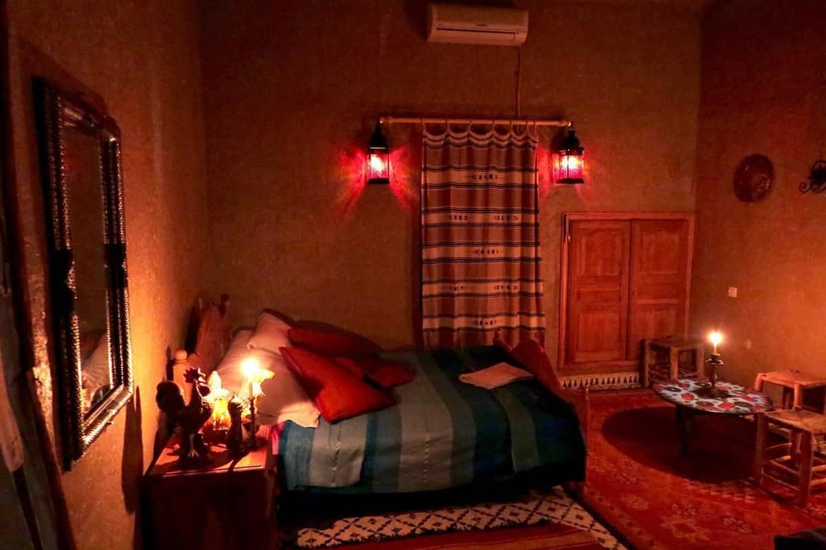 Cortinas blackout, sistema de insonorización y ropa de cama