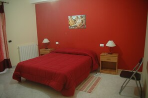 Standard Double Room | Free WiFi, bed sheets - B&B Portagibli (Salemi)