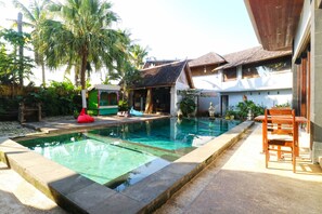 Utomhuspool