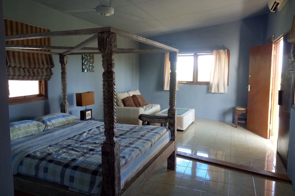 Family Studio, 1 Double Bed | In-room safe, free WiFi, bed sheets