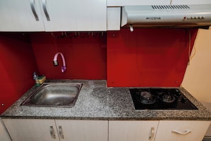 Estudio Deluxe, 1 cama de matrimonio grande | Cocina privada | Frigorífico y placa de cocina