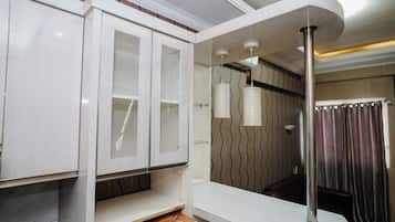 Familienapartment, 2 Schlafzimmer | Kostenloses WLAN, Bettwäsche