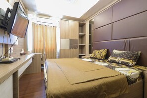 1 Bedroom | Free WiFi, bed sheets - The Suites Metro Apartment - King Property (Bandung)