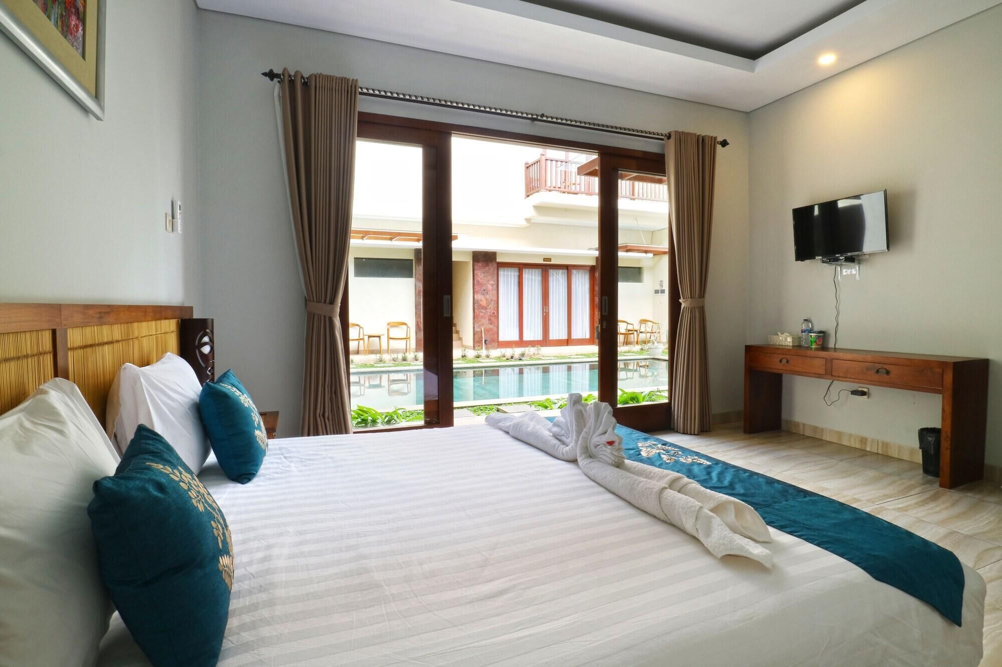 1 bedroom, Select Comfort beds, in-room safe, desk