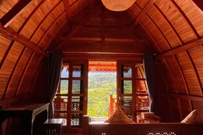 Lumbung Villa with Mountain View | In-room safe, desk, iron/ironing board, free WiFi - Pondok Nyoman Bedugul (Baturiti)